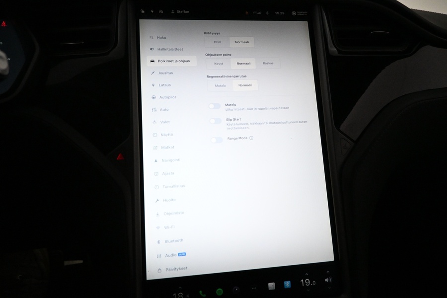 Tesla Model S vaihtoauto