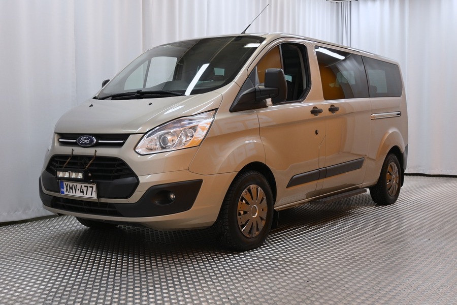 Ford Tourneo Custom vaihtoauto