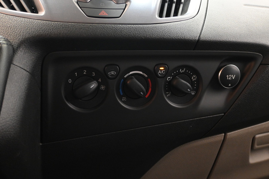 Ford Tourneo Custom vaihtoauto