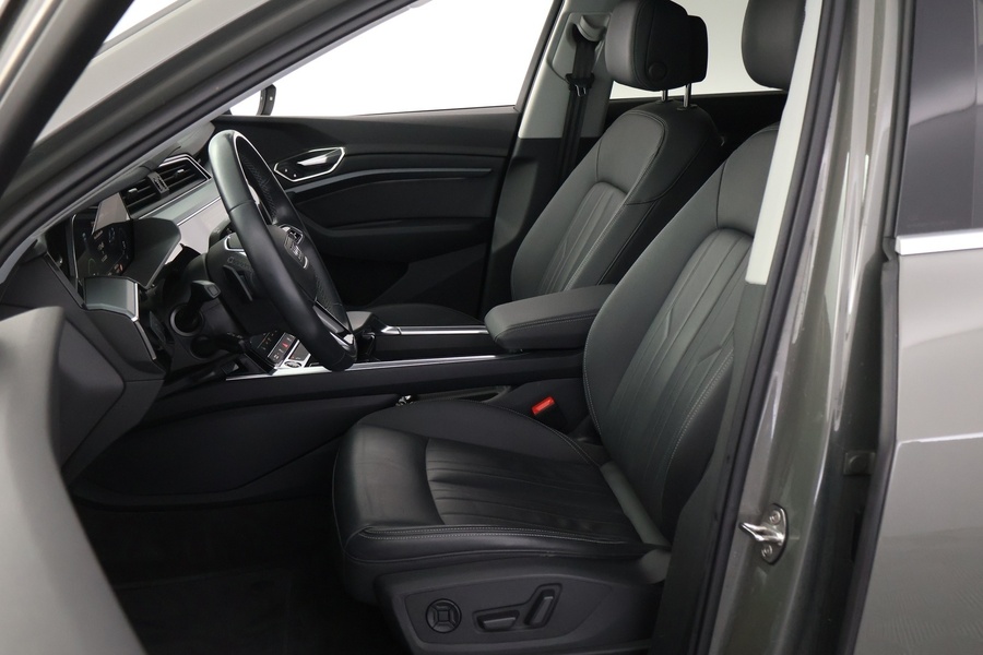 Audi Q8 e-tron vaihtoauto