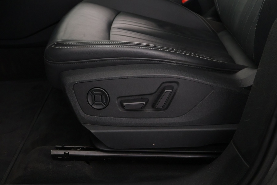 Audi Q8 e-tron vaihtoauto