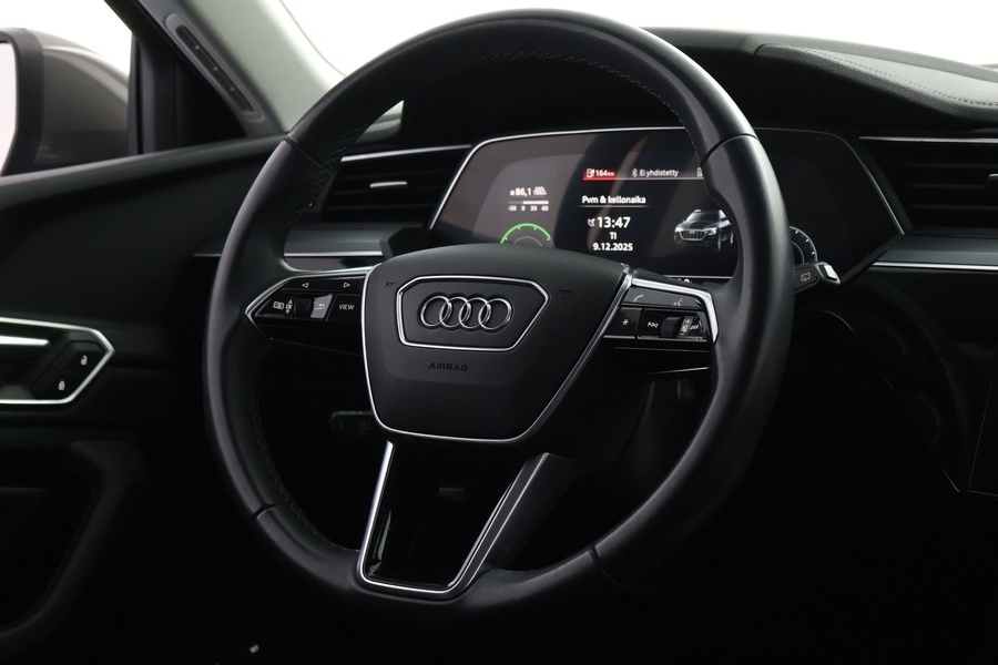 Audi Q8 e-tron vaihtoauto