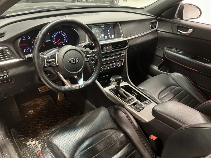 Kia Optima vaihtoauto