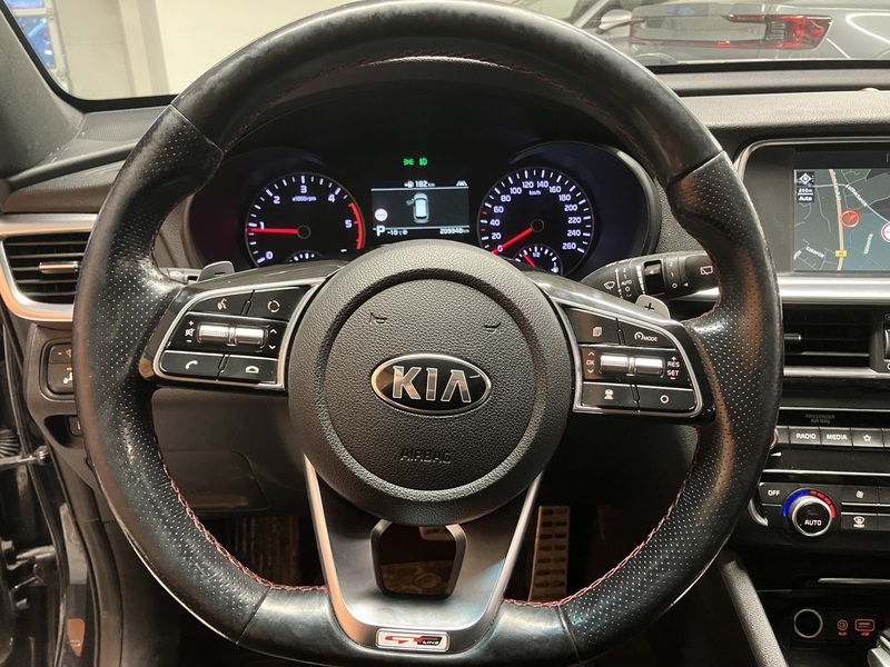 Kia Optima vaihtoauto
