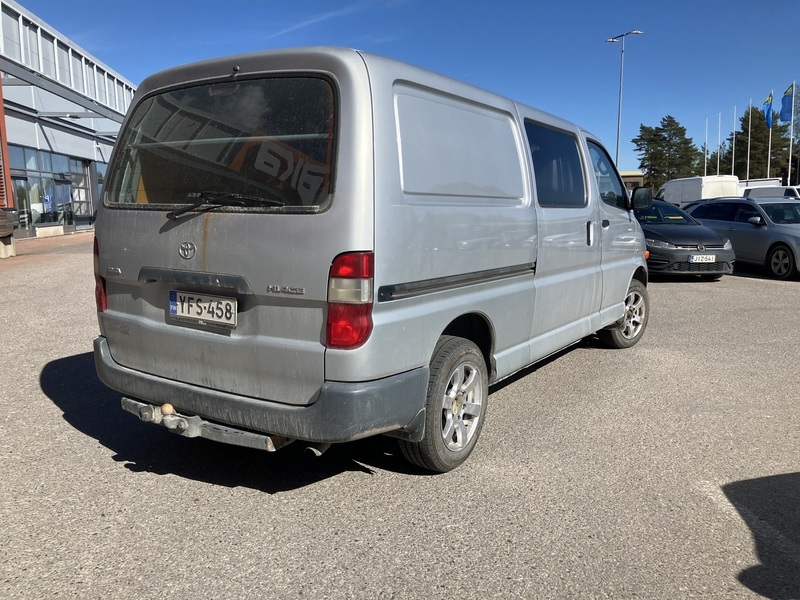 Toyota Hiace vaihtoauto