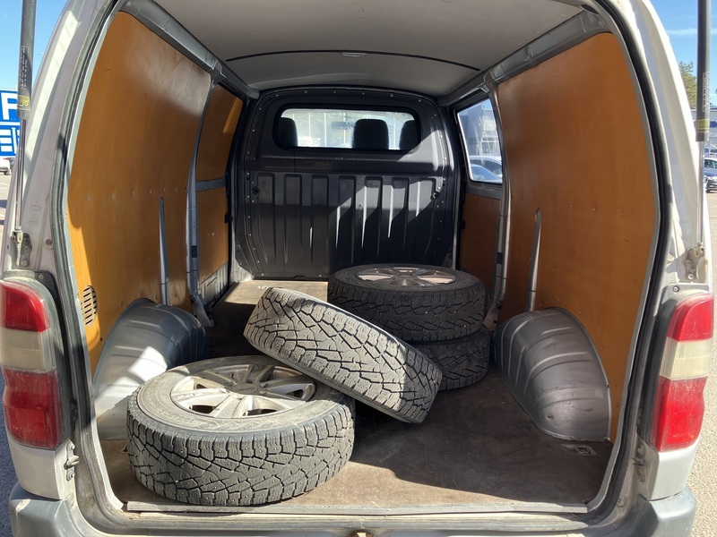 Toyota Hiace vaihtoauto