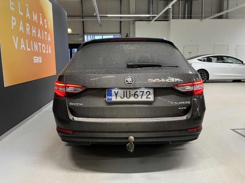Skoda Superb vaihtoauto