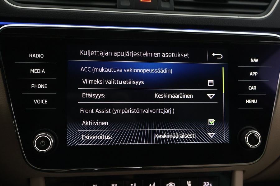 Skoda Superb vaihtoauto