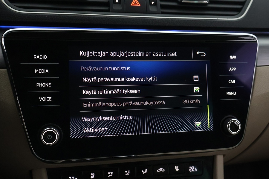 Skoda Superb vaihtoauto