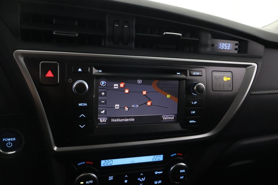 Toyota Auris vaihtoauto