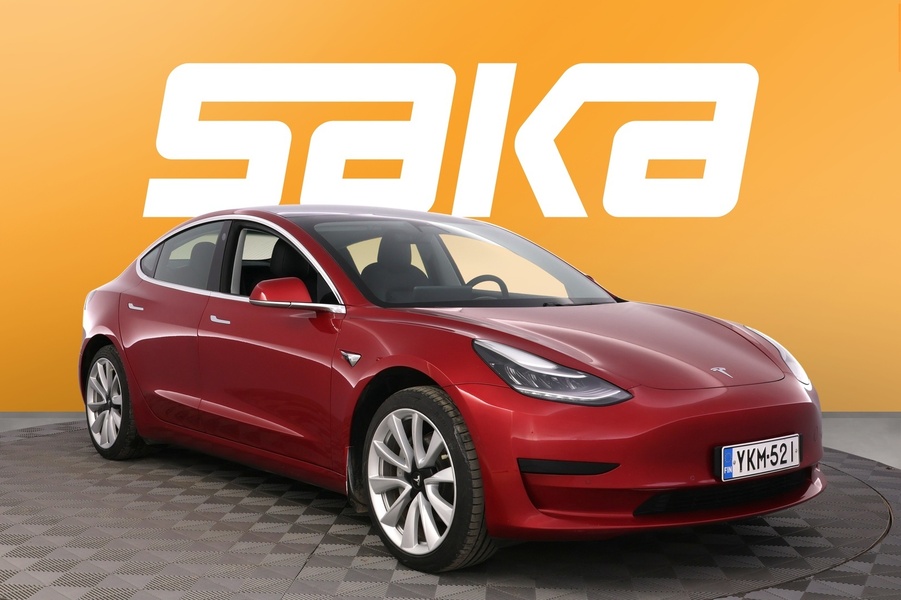 Tesla Model 3 vaihtoauto