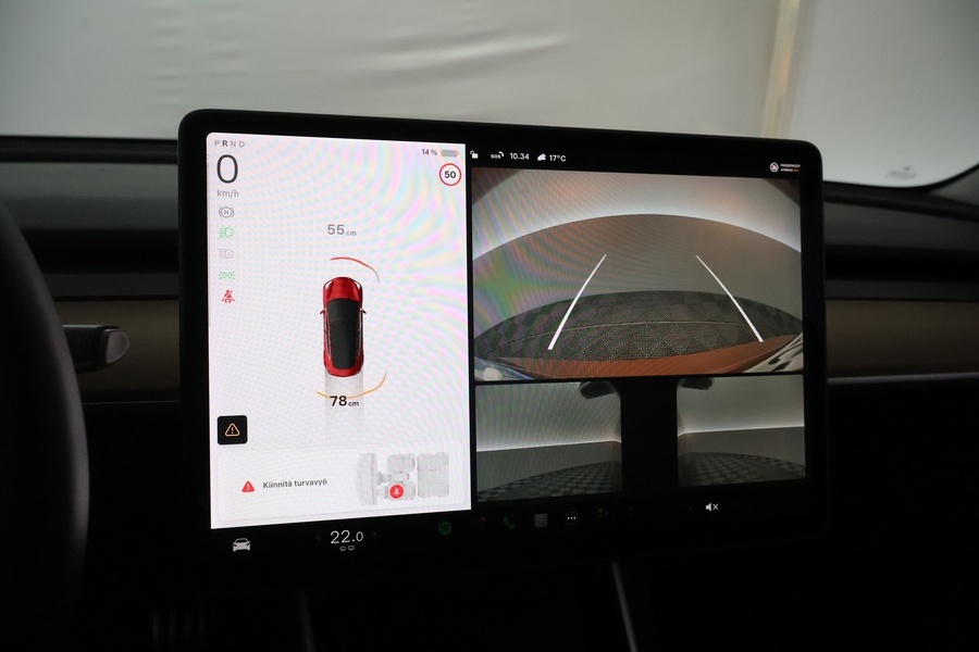 Tesla Model 3 vaihtoauto