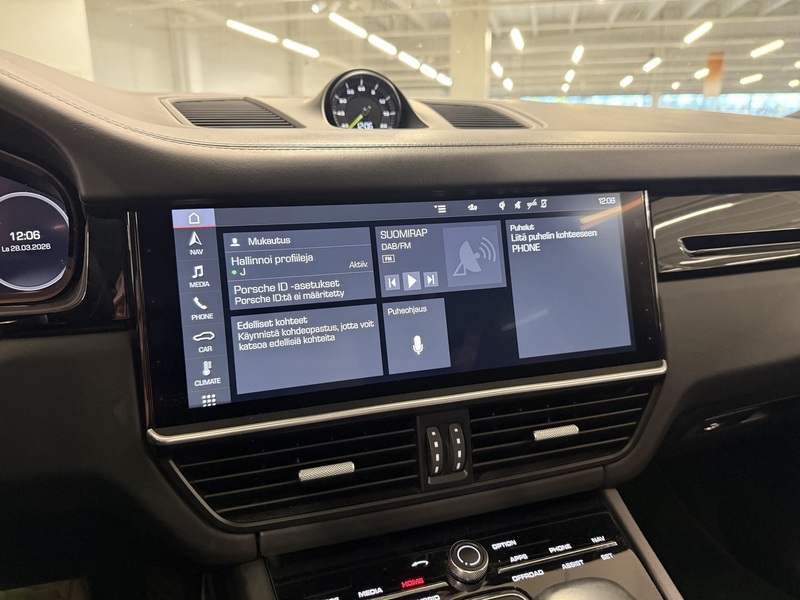 Porsche Cayenne vaihtoauto