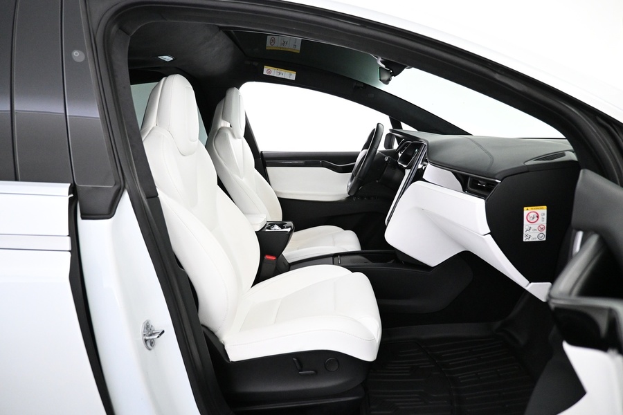 Tesla Model X vaihtoauto