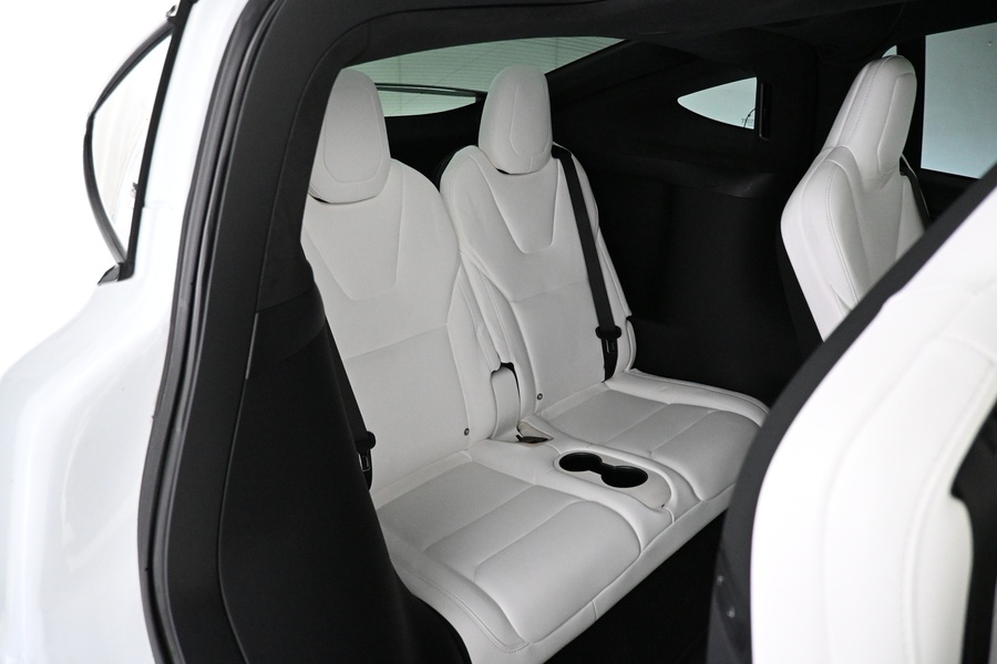 Tesla Model X vaihtoauto