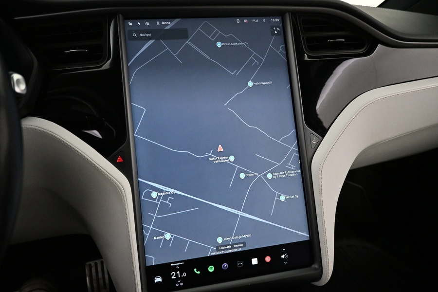 Tesla Model X vaihtoauto