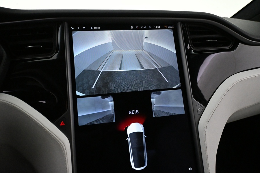 Tesla Model X vaihtoauto