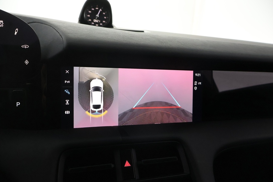 Porsche Taycan vaihtoauto