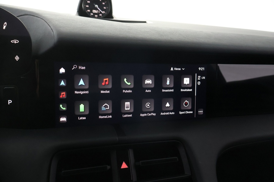 Porsche Taycan vaihtoauto