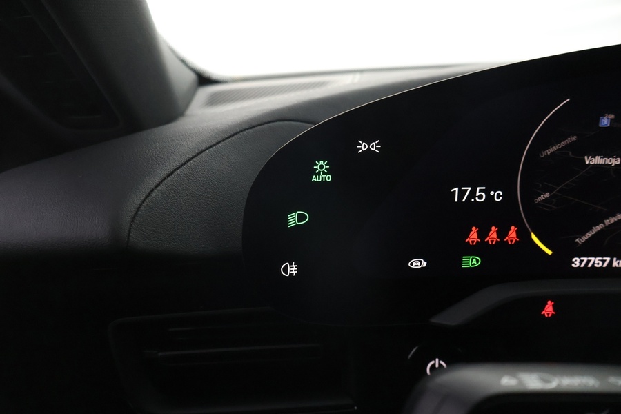 Porsche Taycan vaihtoauto