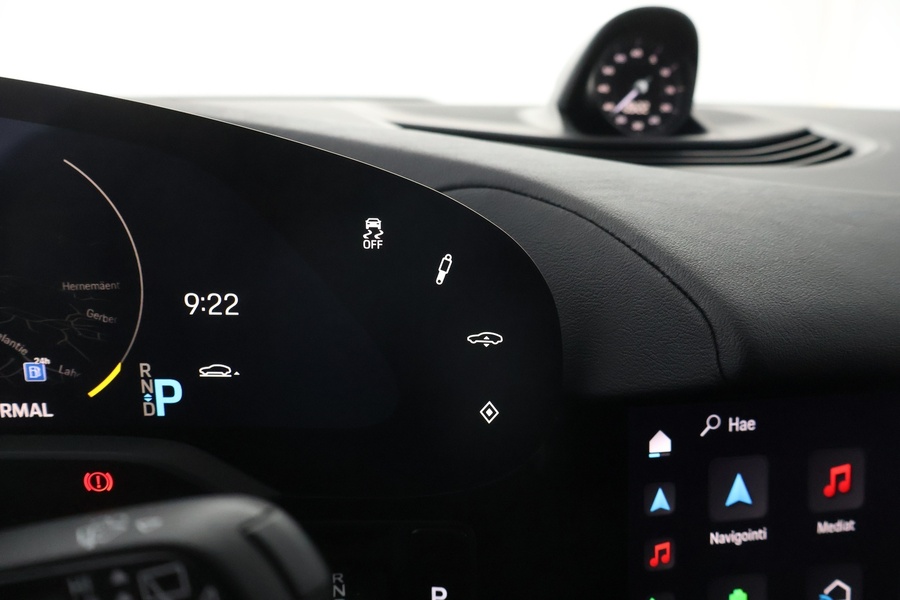 Porsche Taycan vaihtoauto