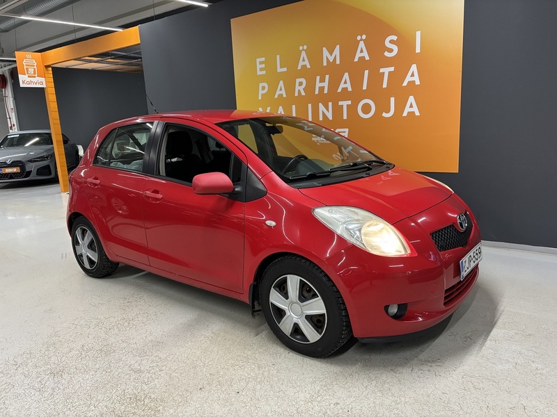 Toyota Yaris vaihtoauto