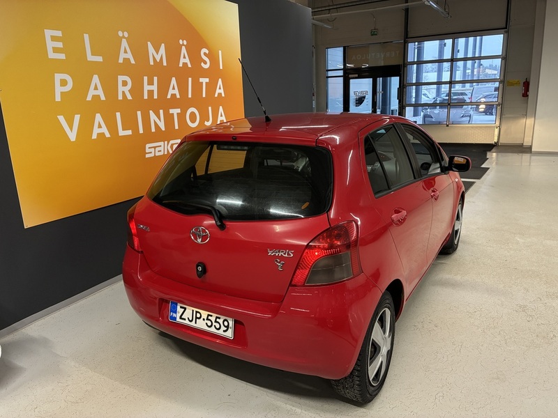 Toyota Yaris vaihtoauto