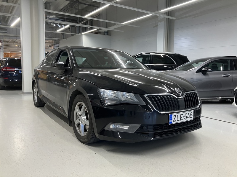 Skoda Superb vaihtoauto