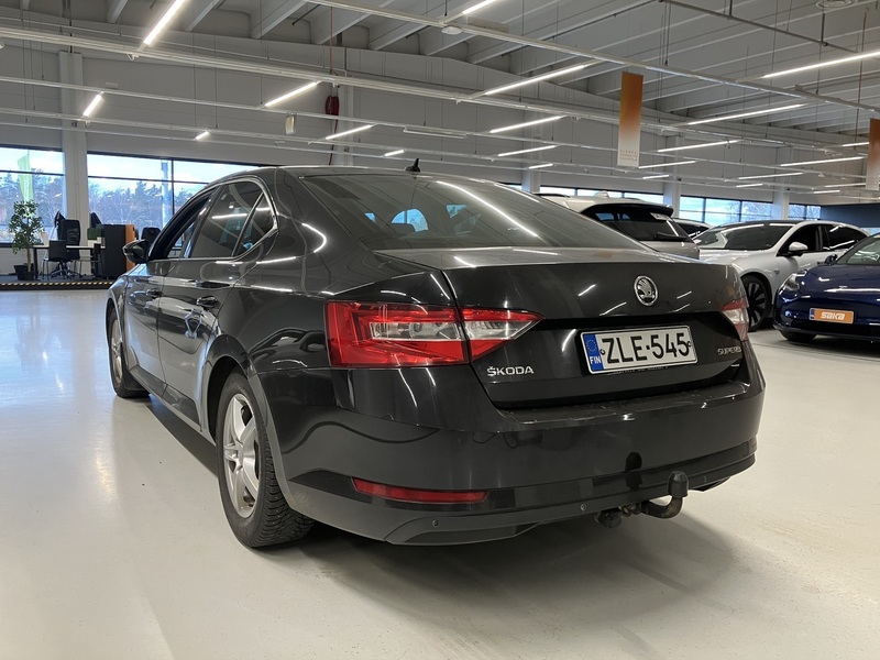 Skoda Superb vaihtoauto