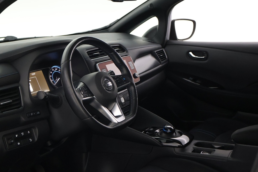 Nissan Leaf vaihtoauto