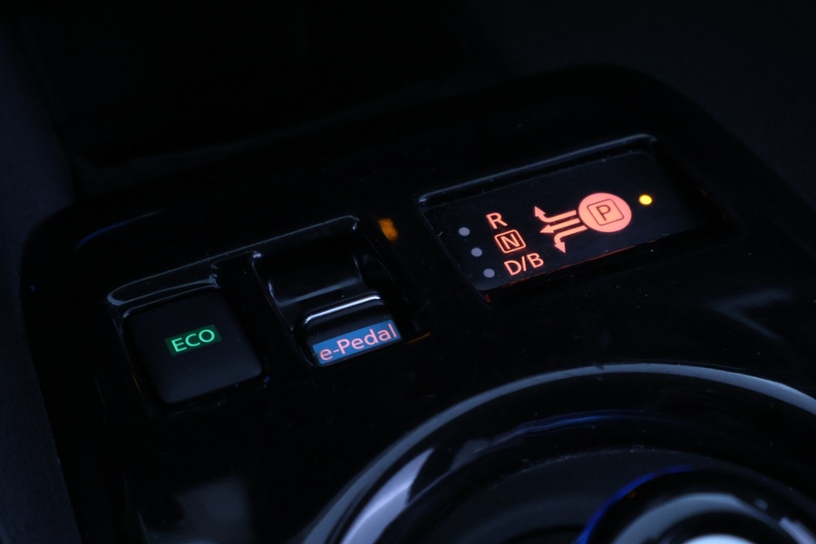 Nissan Leaf vaihtoauto