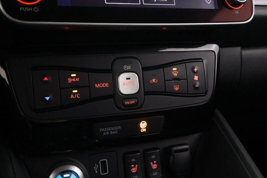 Nissan Leaf vaihtoauto