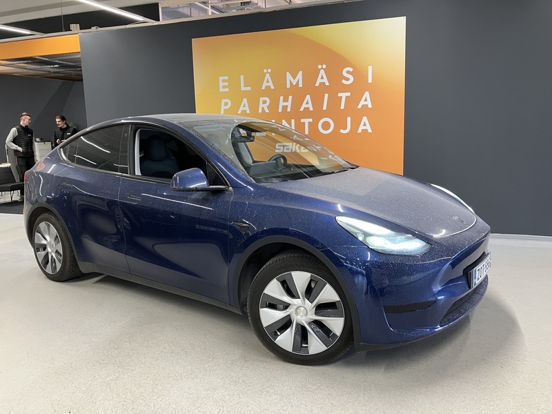 Tesla Model Y vaihtoauto