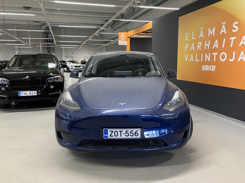 Tesla Model Y vaihtoauto