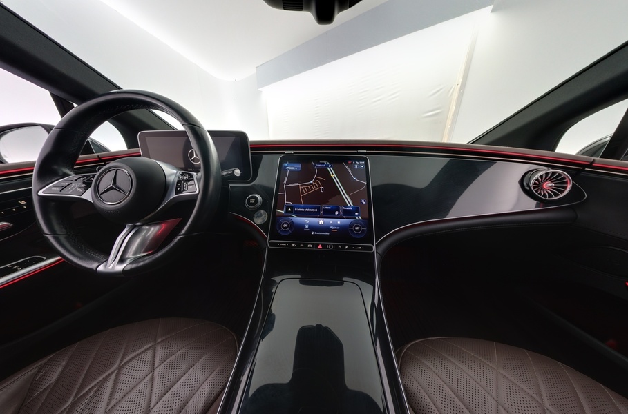 Mercedes-Benz EQE vaihtoauto