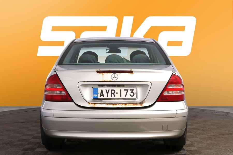 Mercedes-Benz C vaihtoauto