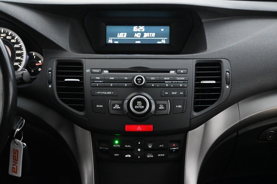 Honda Accord vaihtoauto