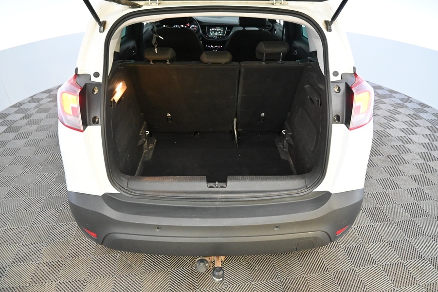 Opel Crossland X vaihtoauto