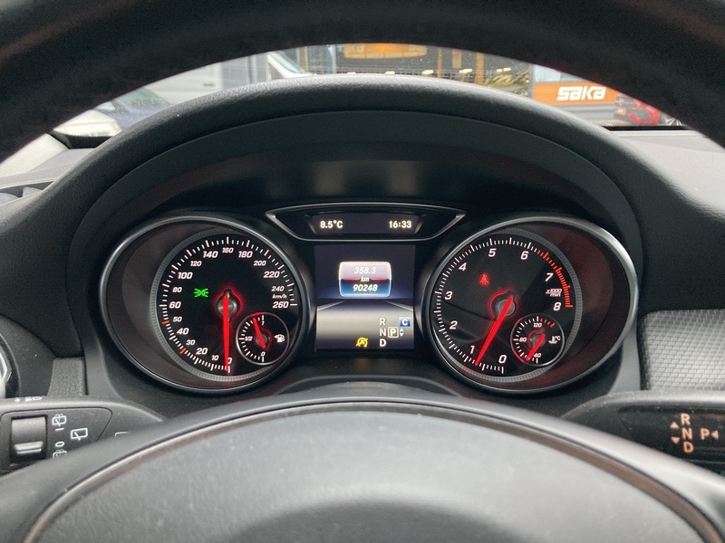 Mercedes-Benz GLA vaihtoauto