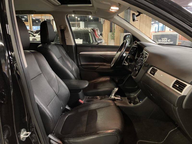 Mitsubishi Outlander vaihtoauto