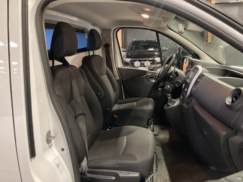 Renault Trafic vaihtoauto