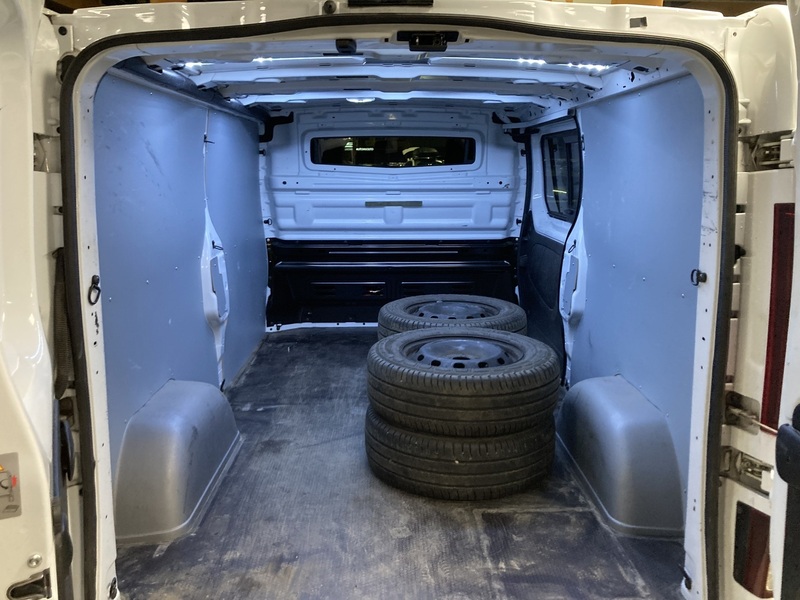 Renault Trafic vaihtoauto