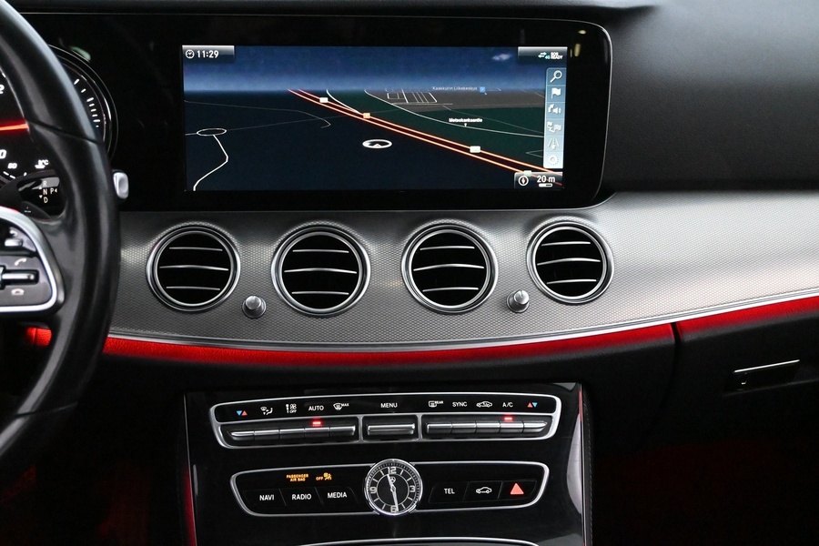 Mercedes-Benz E vaihtoauto