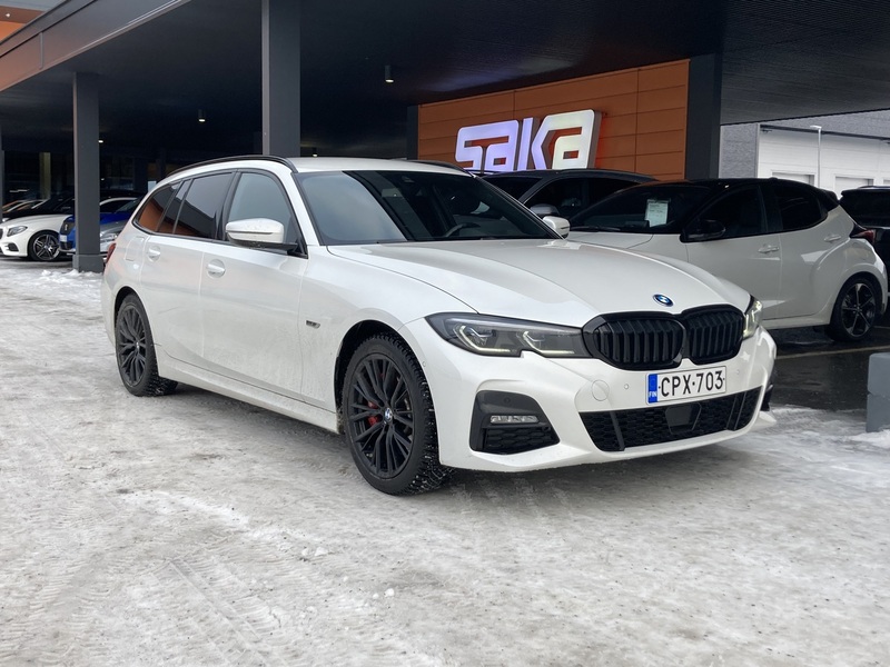 BMW 320 vaihtoauto