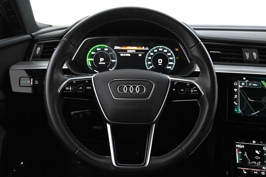 Audi Q8 e-tron vaihtoauto