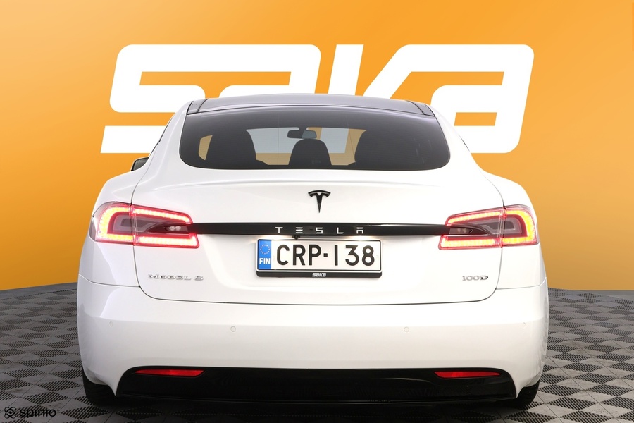 Tesla Model S vaihtoauto