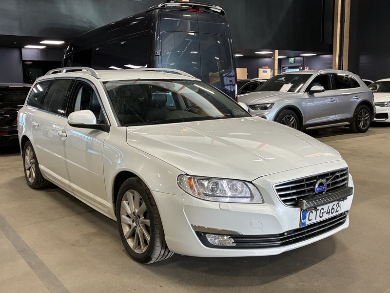 Volvo V70 vaihtoauto