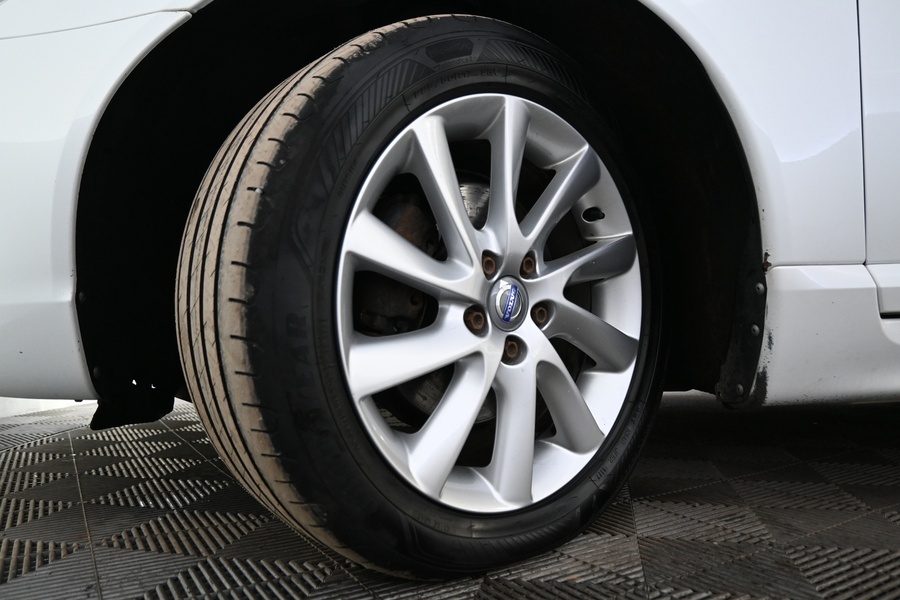 Volvo V70 vaihtoauto