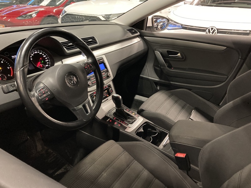 Volkswagen Passat CC vaihtoauto