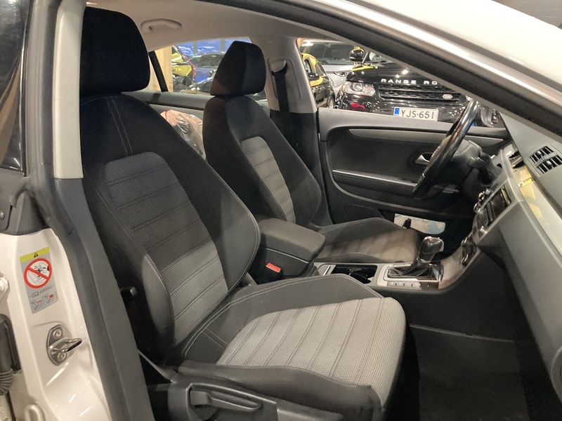 Volkswagen Passat CC vaihtoauto